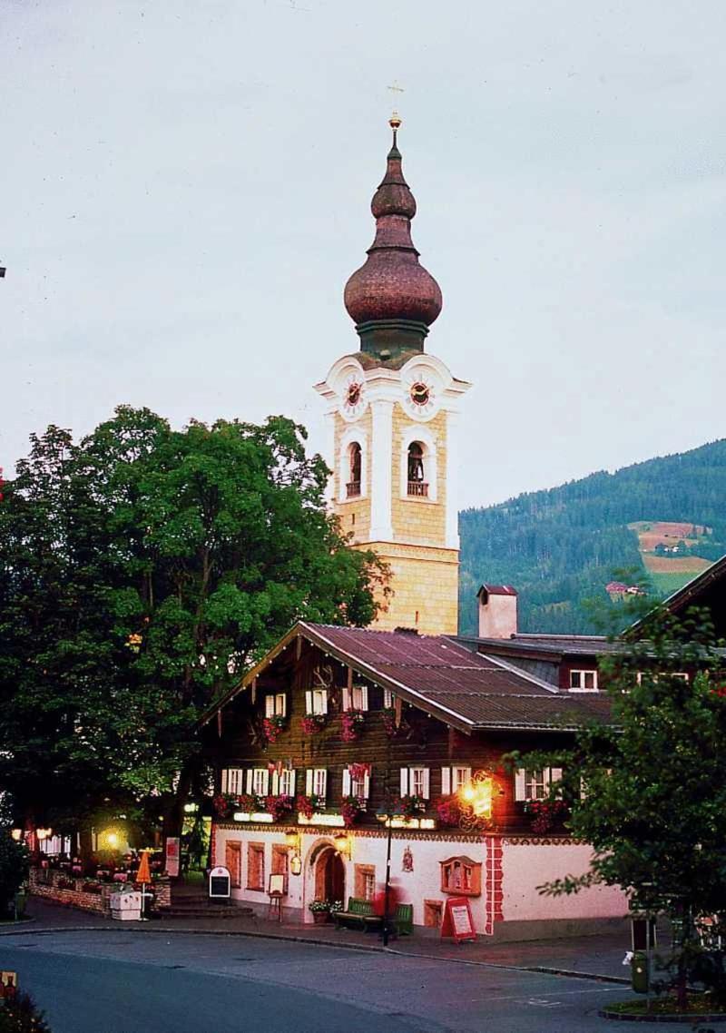 Hotel Gasthof Markterwirt Альтенмаркт  Экстерьер фото
