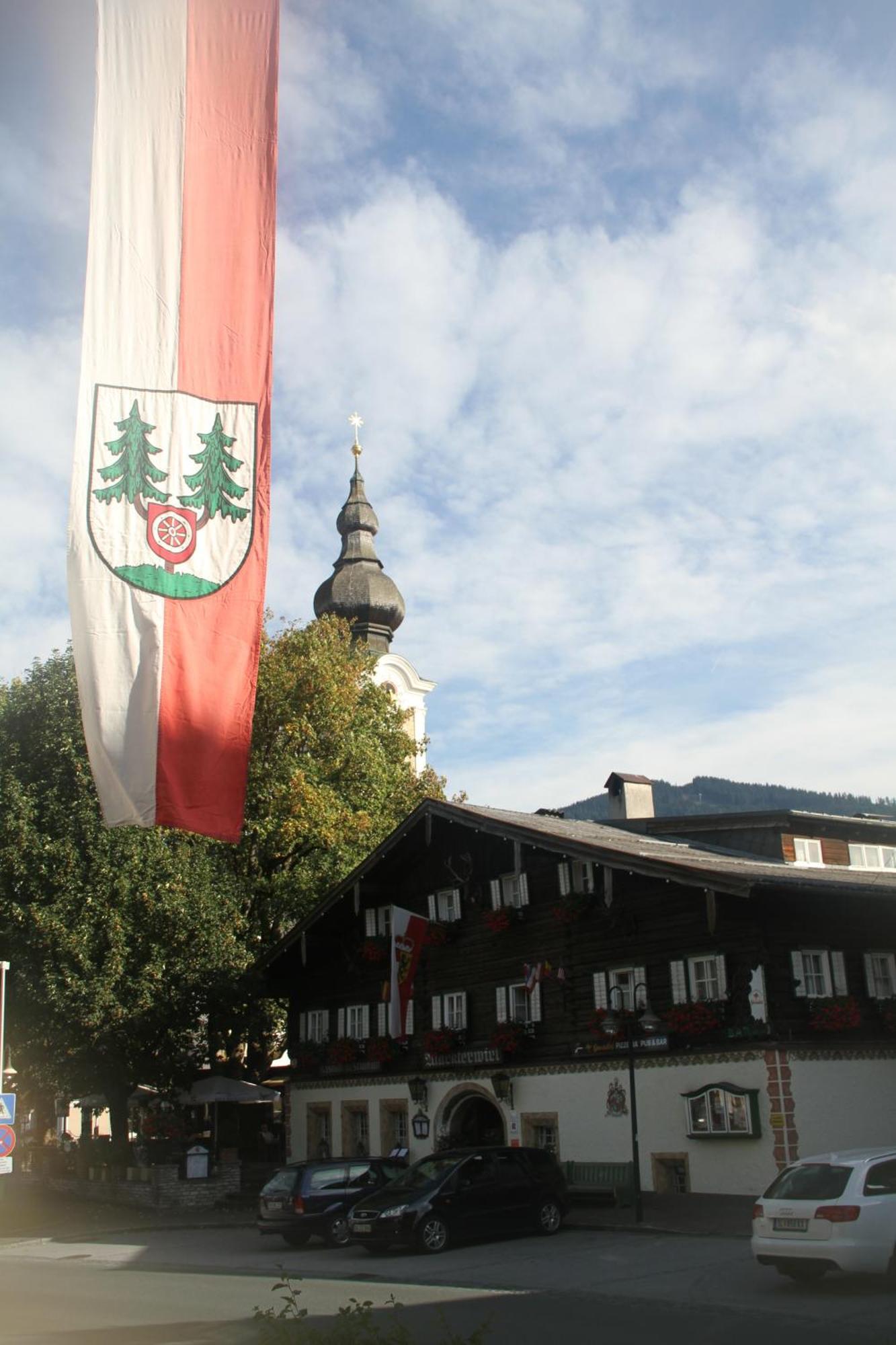 Hotel Gasthof Markterwirt Альтенмаркт  Экстерьер фото