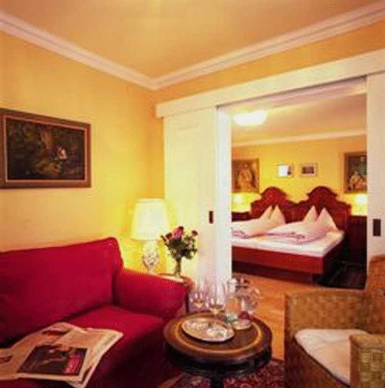 Hotel Gasthof Markterwirt Альтенмаркт  Экстерьер фото